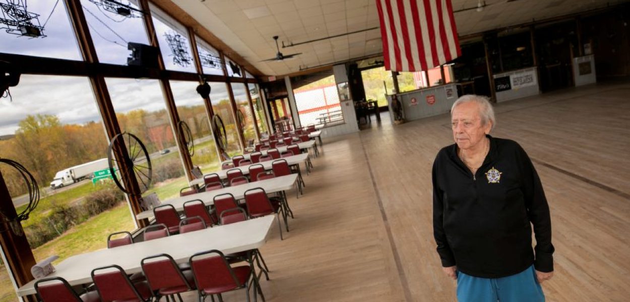 9bd9ba125b95463f8f08096fe0e736d4